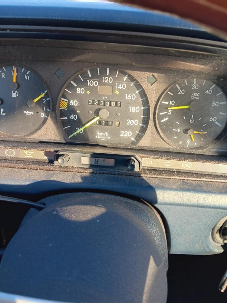 Mercedes 190 2.5 TD 8